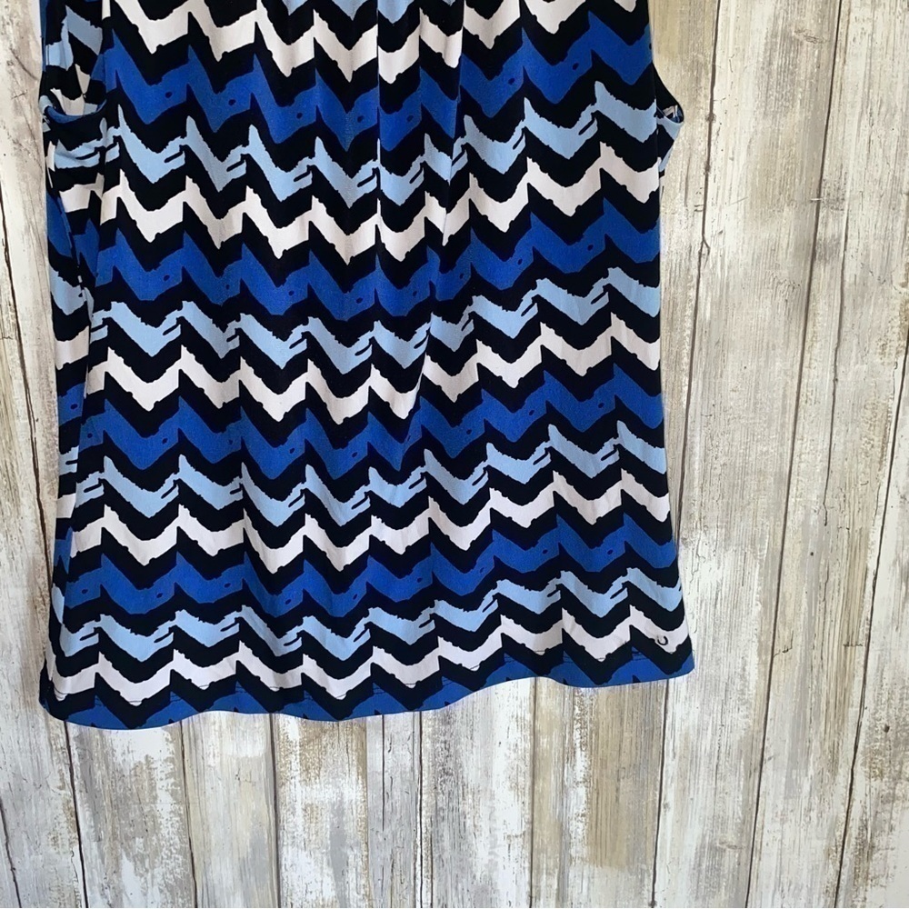 Calvin Klein Blue Patterned Sleeveless Blouse - Picture 3 of 4